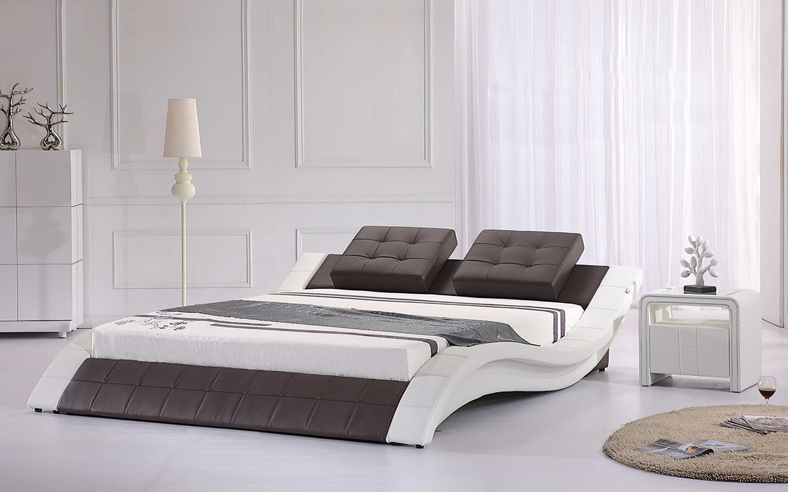 (Custom Order) Jubilee Furniture - Artemis Curved Modern Leather Platform Bed