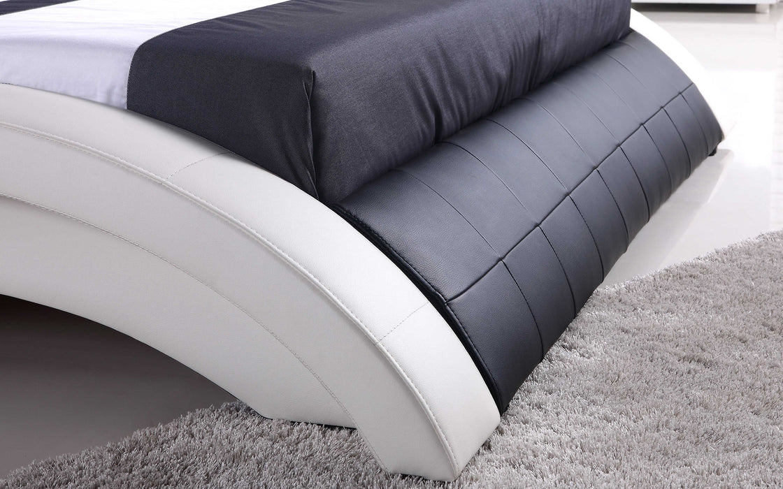 (Custom Order) Jubilee Furniture - Artemis Curved Modern Leather Platform Bed