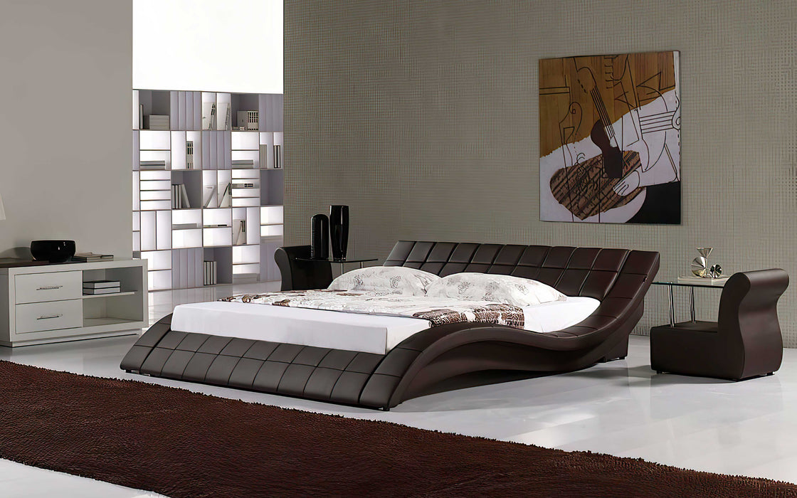 (Custom Order) Jubilee Furniture - Verdandi Curved Modern Leather Platform Bed