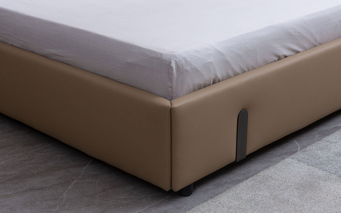 (Custom Order) Jubilee Furniture - Penta Modern Leather Platform Bed