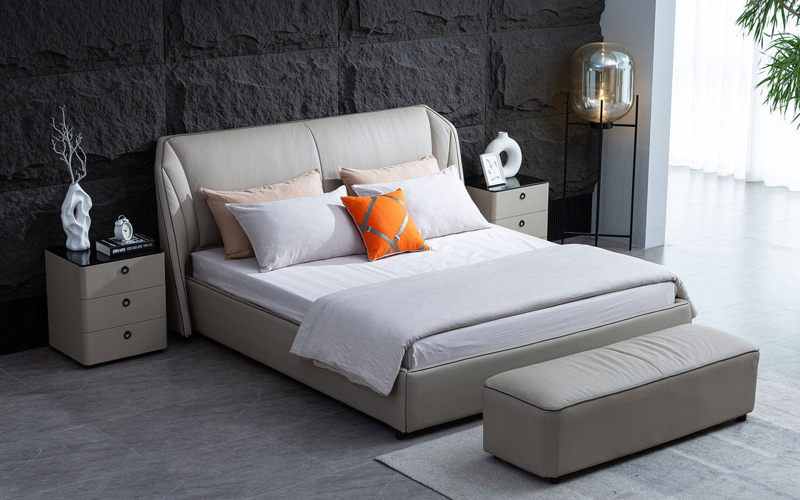 (Custom Order) Jubilee Furniture - Luna Modern Leather Platform Bed