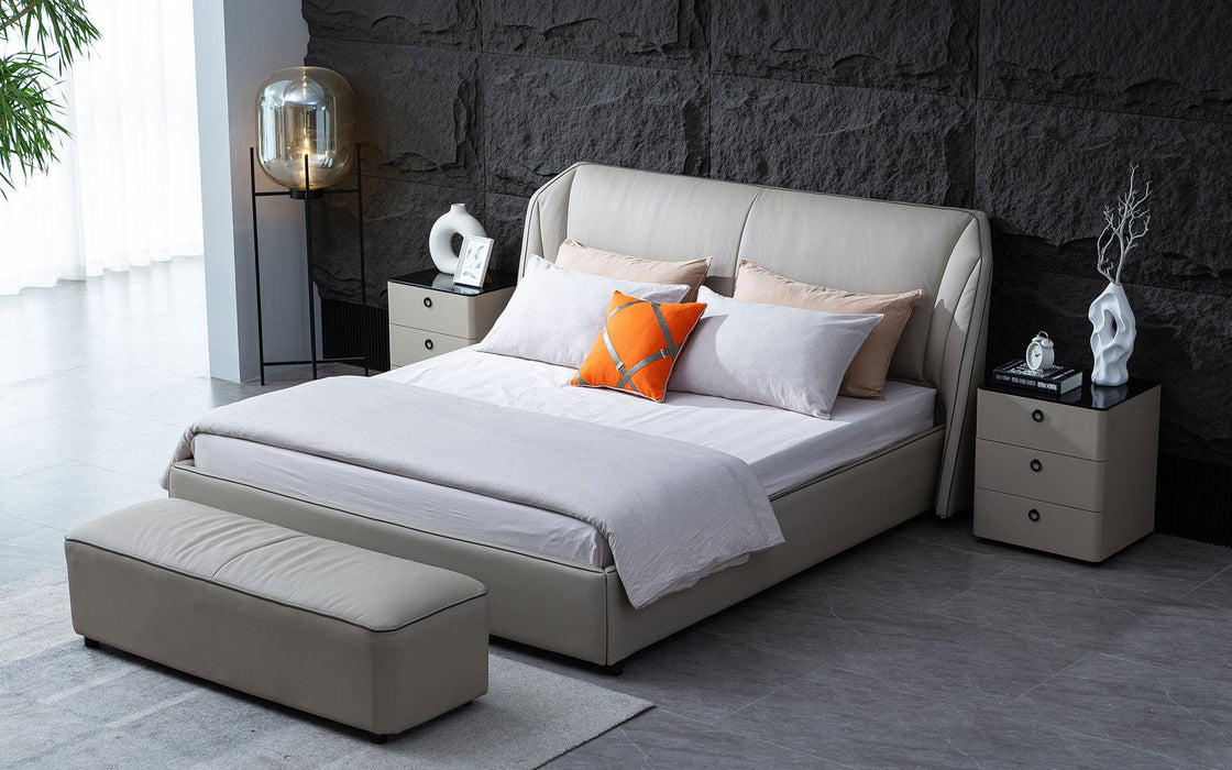 (Custom Order) Jubilee Furniture - Luna Modern Leather Platform Bed