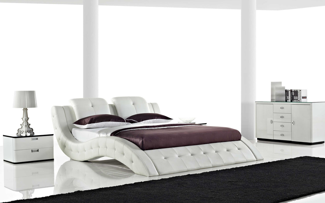 (Custom Order) Jubilee Furniture - Hnoss Curved Modern Leather Platform Bed