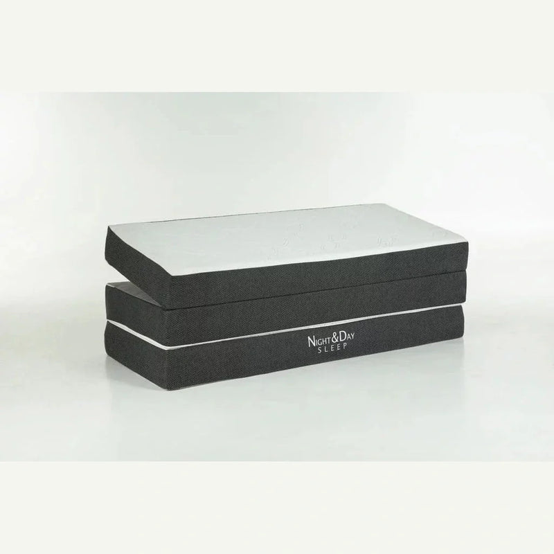 Night and Day Furniture - Queen Hybrid Memory Foam/Pocket Coil Tri-Fold Mattress